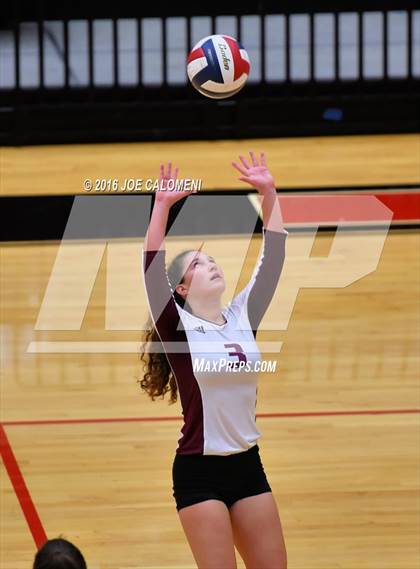 Thumbnail 1 in Boerne-Champion vs Austin (Class 5A Bidistrict) photogallery.