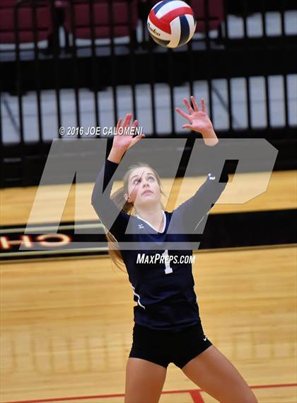 Thumbnail 2 in Boerne-Champion vs Austin (Class 5A Bidistrict) photogallery.