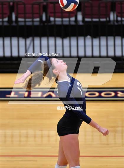 Thumbnail 2 in Boerne-Champion vs Austin (Class 5A Bidistrict) photogallery.