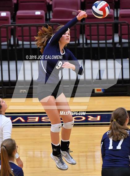 Thumbnail 1 in Boerne-Champion vs Austin (Class 5A Bidistrict) photogallery.