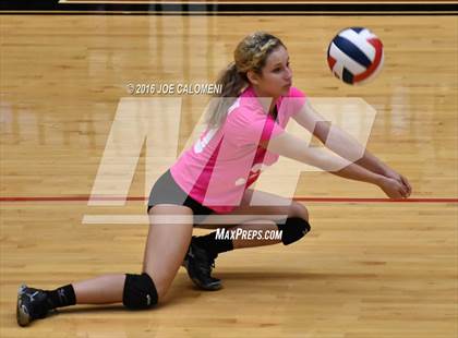 Thumbnail 1 in Boerne-Champion vs Austin (Class 5A Bidistrict) photogallery.
