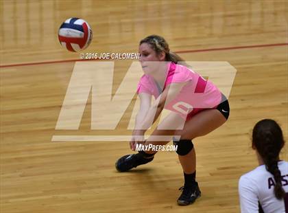Thumbnail 3 in Boerne-Champion vs Austin (Class 5A Bidistrict) photogallery.