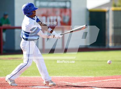 Thumbnail 1 in Floydada vs. Tahoka (UIL 2A Bi-District Round) photogallery.