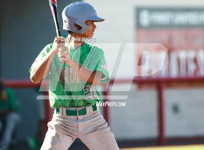 Thumbnail 3 in Floydada vs. Tahoka (UIL 2A Bi-District Round) photogallery.