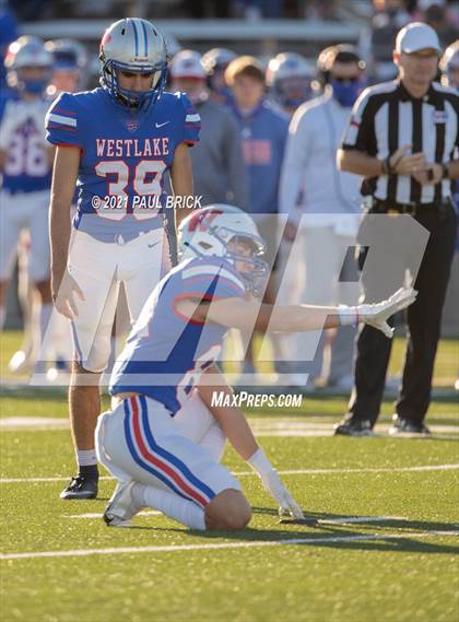 Thumbnail 1 in Westlake vs Cibolo Steele (UIL 6A-D1 Quarterfinal Playoff) photogallery.