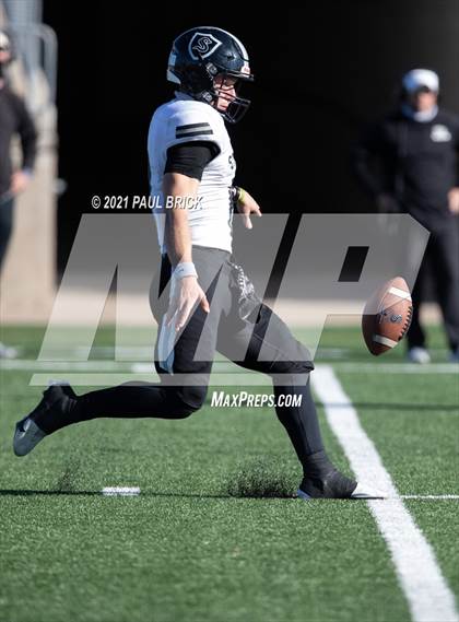 Thumbnail 2 in Westlake vs Cibolo Steele (UIL 6A-D1 Quarterfinal Playoff) photogallery.