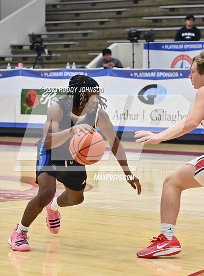 Thumbnail 2 in Tomball vs.Sterling McDonald's Texas Invitational) photogallery.