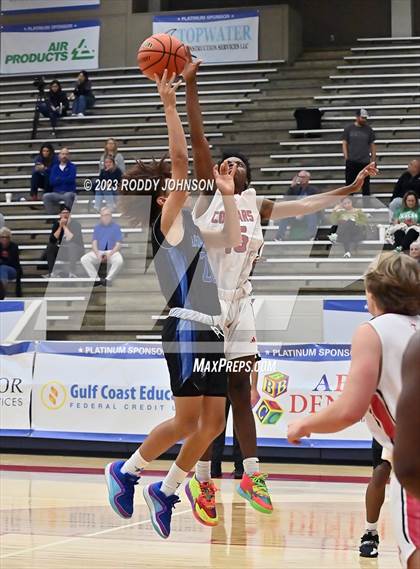Thumbnail 2 in Tomball vs.Sterling McDonald's Texas Invitational) photogallery.
