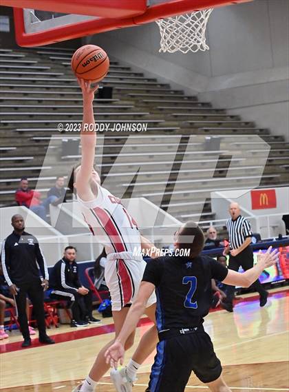 Thumbnail 1 in Tomball vs.Sterling McDonald's Texas Invitational) photogallery.