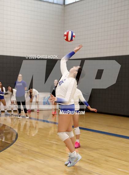 Thumbnail 2 in Mesquite vs. Canyon del Oro (Lancer Invitational) photogallery.