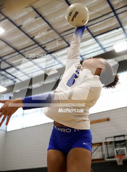 Thumbnail 2 in Mesquite vs. Canyon del Oro (Lancer Invitational) photogallery.