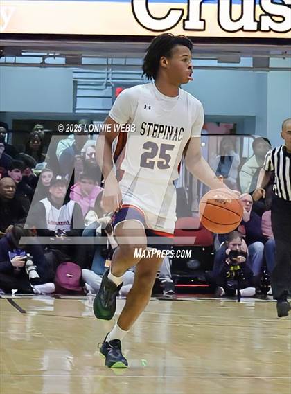 Thumbnail 3 in Archbishop Stepinac vs. Iona Prep (Crusader Classic) photogallery.