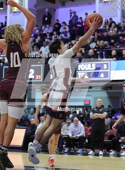 Thumbnail 3 in Archbishop Stepinac vs. Iona Prep (Crusader Classic) photogallery.