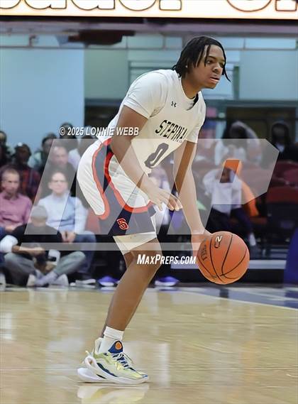 Thumbnail 2 in Archbishop Stepinac vs. Iona Prep (Crusader Classic) photogallery.