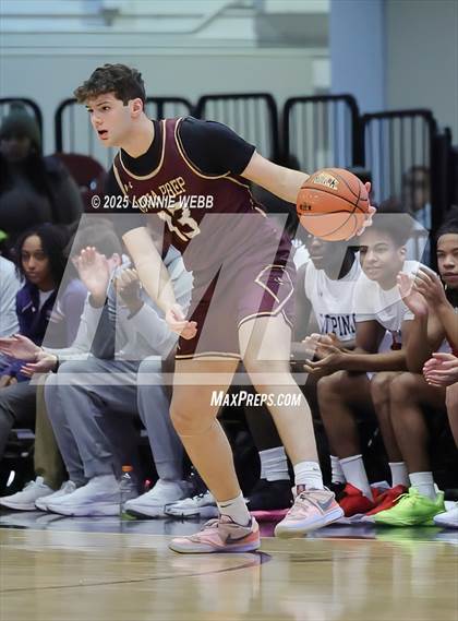 Thumbnail 1 in Archbishop Stepinac vs. Iona Prep (Crusader Classic) photogallery.