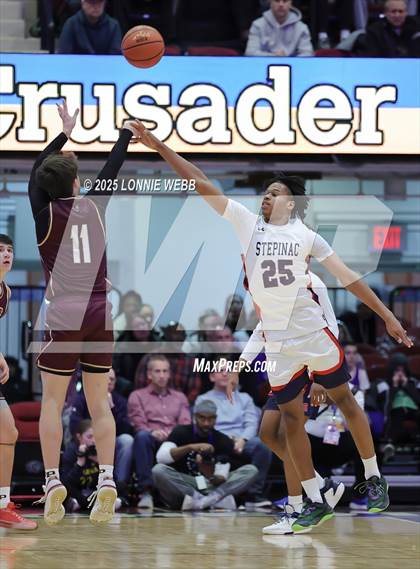 Thumbnail 1 in Archbishop Stepinac vs. Iona Prep (Crusader Classic) photogallery.