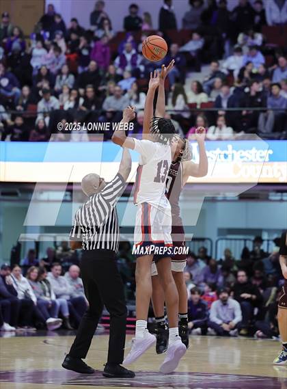 Thumbnail 3 in Archbishop Stepinac vs. Iona Prep (Crusader Classic) photogallery.