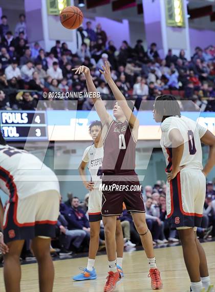 Thumbnail 2 in Archbishop Stepinac vs. Iona Prep (Crusader Classic) photogallery.