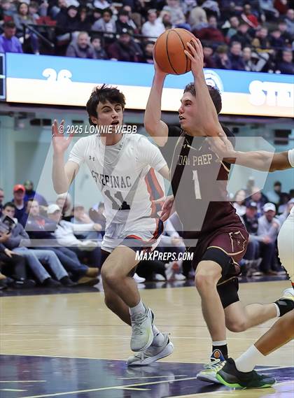 Thumbnail 3 in Archbishop Stepinac vs. Iona Prep (Crusader Classic) photogallery.