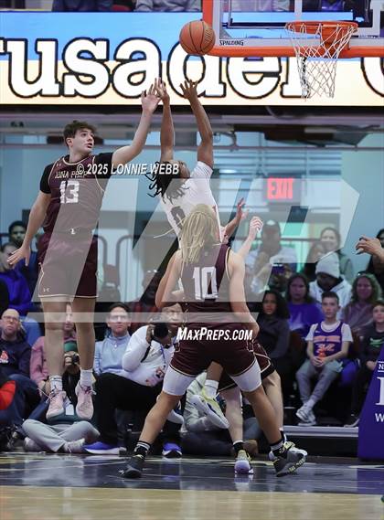 Thumbnail 2 in Archbishop Stepinac vs. Iona Prep (Crusader Classic) photogallery.