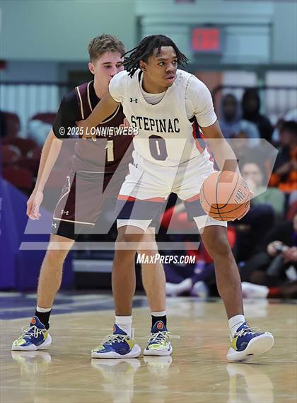 Thumbnail 1 in Archbishop Stepinac vs. Iona Prep (Crusader Classic) photogallery.