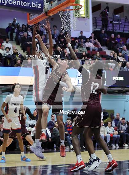 Thumbnail 1 in Archbishop Stepinac vs. Iona Prep (Crusader Classic) photogallery.