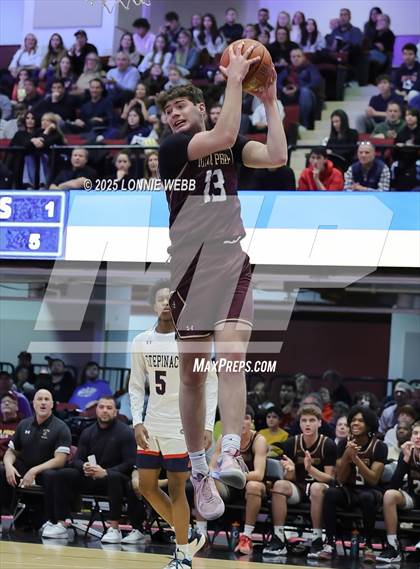 Thumbnail 2 in Archbishop Stepinac vs. Iona Prep (Crusader Classic) photogallery.
