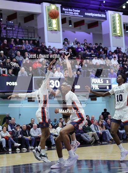 Thumbnail 1 in Archbishop Stepinac vs. Iona Prep (Crusader Classic) photogallery.
