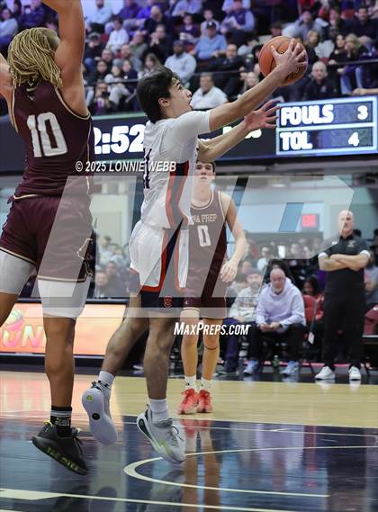 Thumbnail 2 in Archbishop Stepinac vs. Iona Prep (Crusader Classic) photogallery.
