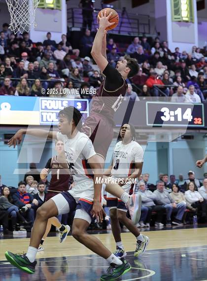 Thumbnail 3 in Archbishop Stepinac vs. Iona Prep (Crusader Classic) photogallery.