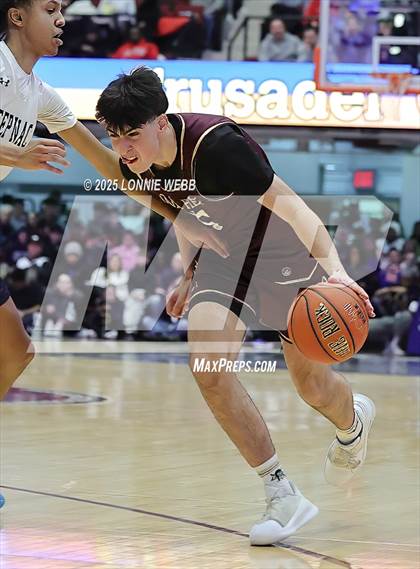 Thumbnail 1 in Archbishop Stepinac vs. Iona Prep (Crusader Classic) photogallery.