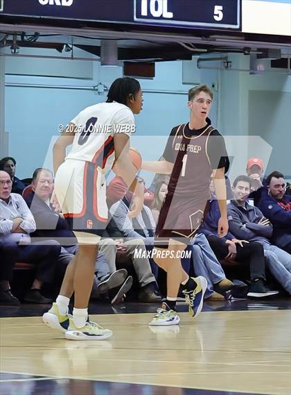 Thumbnail 3 in Archbishop Stepinac vs. Iona Prep (Crusader Classic) photogallery.