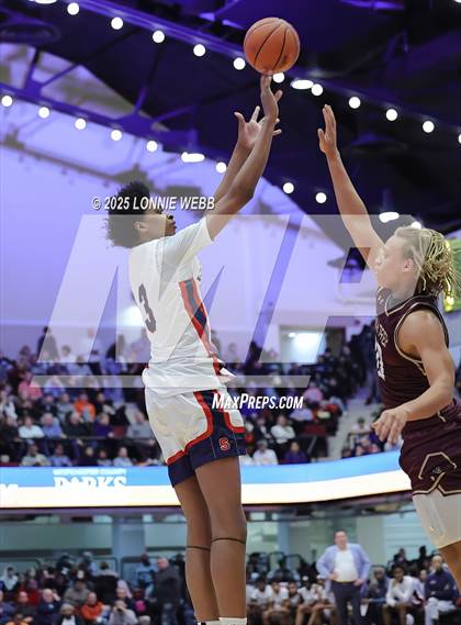 Thumbnail 3 in Archbishop Stepinac vs. Iona Prep (Crusader Classic) photogallery.