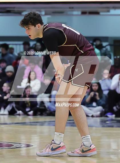 Thumbnail 3 in Archbishop Stepinac vs. Iona Prep (Crusader Classic) photogallery.