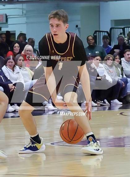 Thumbnail 3 in Archbishop Stepinac vs. Iona Prep (Crusader Classic) photogallery.