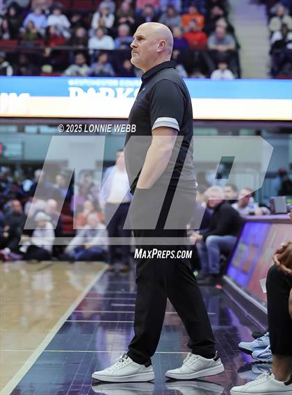 Thumbnail 2 in Archbishop Stepinac vs. Iona Prep (Crusader Classic) photogallery.