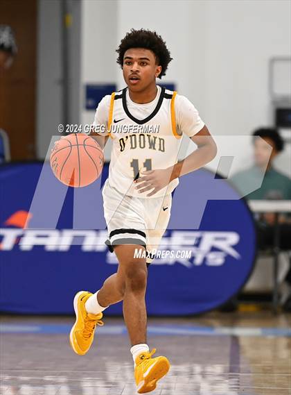 Thumbnail 2 in St. Patrick-St. Vincent vs. Bishop O'Dowd (Crush in the Valley) photogallery.