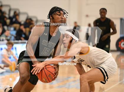 Thumbnail 3 in St. Patrick-St. Vincent vs. Bishop O'Dowd (Crush in the Valley) photogallery.