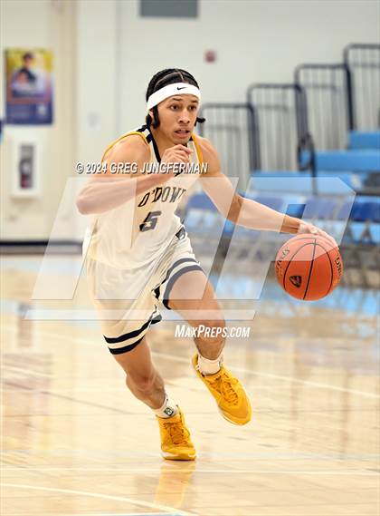 Thumbnail 3 in St. Patrick-St. Vincent vs. Bishop O'Dowd (Crush in the Valley) photogallery.