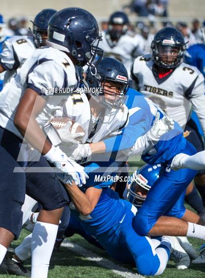 Thumbnail 1 in Central vs. Morse (CIF D3 Finals) photogallery.