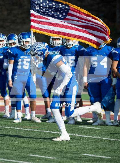 Thumbnail 1 in Central vs. Morse (CIF D3 Finals) photogallery.