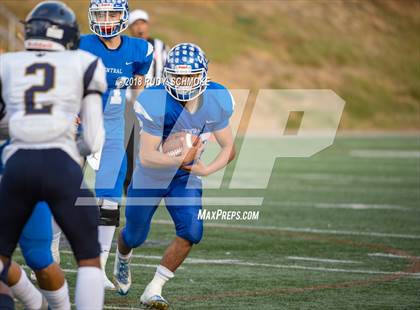 Thumbnail 1 in Central vs. Morse (CIF D3 Finals) photogallery.