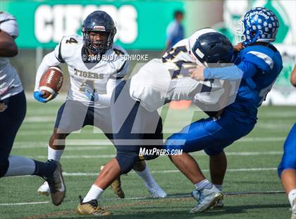 Thumbnail 2 in Central vs. Morse (CIF D3 Finals) photogallery.