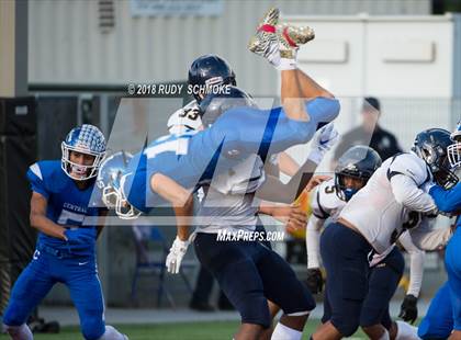 Thumbnail 1 in Central vs. Morse (CIF D3 Finals) photogallery.