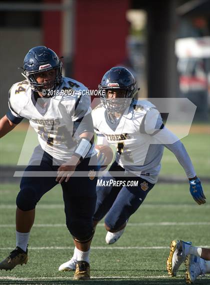 Thumbnail 1 in Central vs. Morse (CIF D3 Finals) photogallery.