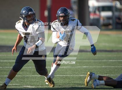 Thumbnail 1 in Central vs. Morse (CIF D3 Finals) photogallery.