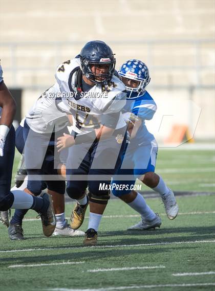 Thumbnail 3 in Central vs. Morse (CIF D3 Finals) photogallery.