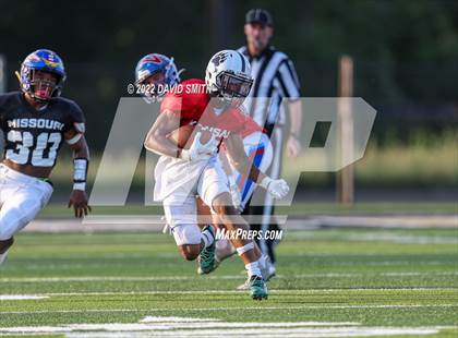 Thumbnail 1 in Kansas vs Missouri All-Star Game photogallery.