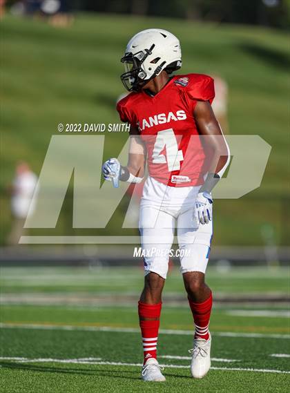 Thumbnail 3 in Kansas vs Missouri All-Star Game photogallery.