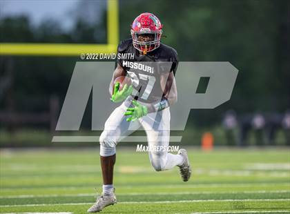 Thumbnail 1 in Kansas vs Missouri All-Star Game photogallery.